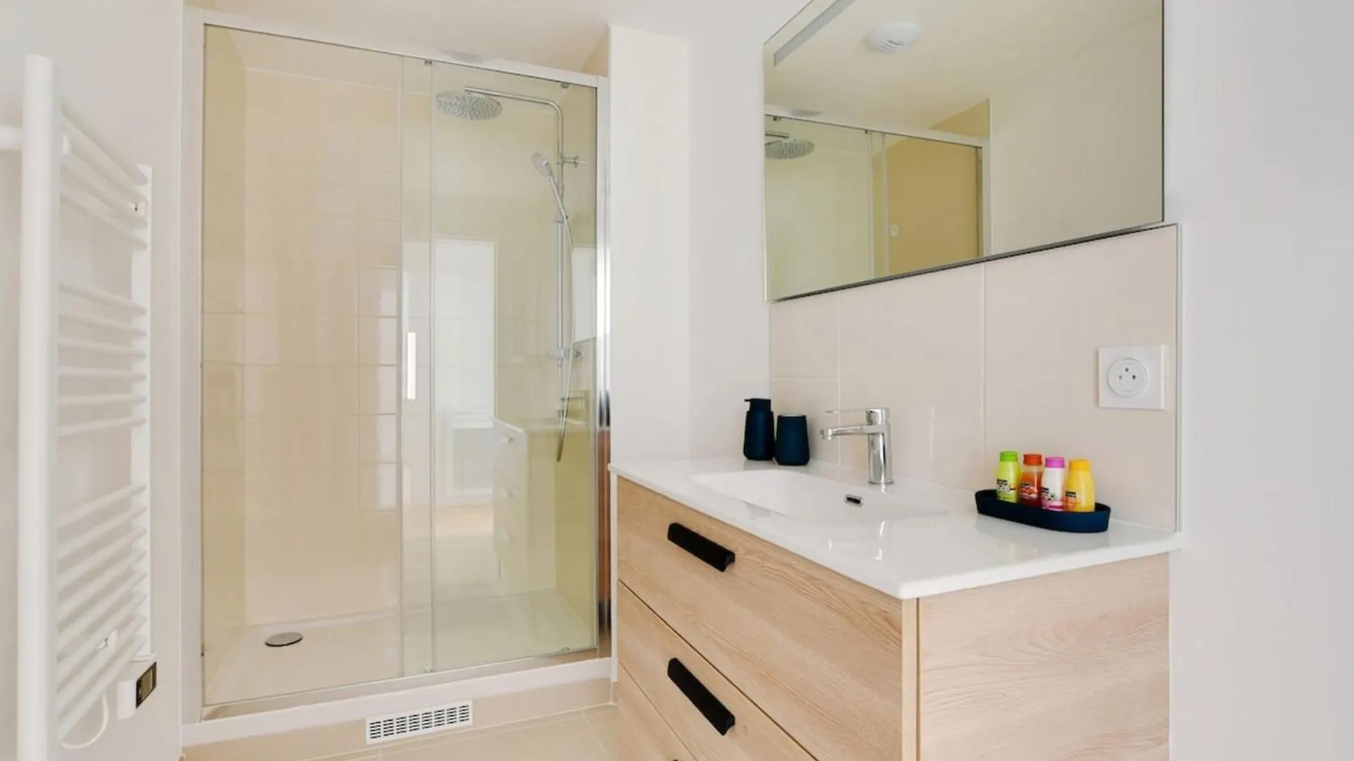 Flexliving - Room - Fessart Paris 0*,